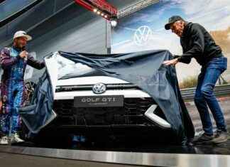 The new Golf GTI Clubsport (Golf GTI Clubsport – near-production vehicle.) celebrates its world premiere at the 24-hour race at the Nürburgring the-new-golf-gti-clubsport-golf-gti-clubsport-near-production-vehicle-celebrates-its-world-premiere-at-the-24-hour-race-at-the-nrburgring