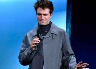 Robert Pattinson Urged to Stop Jackass Voices for Sounding Like ‘Nails On A Chalkboard’ news-18102024-015850