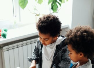 Christmas Games For Family: Unforgettable Fun to Spark Joy