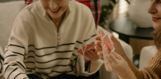 Apples To Apples Game: Discover Fun Ways To Play With Friends